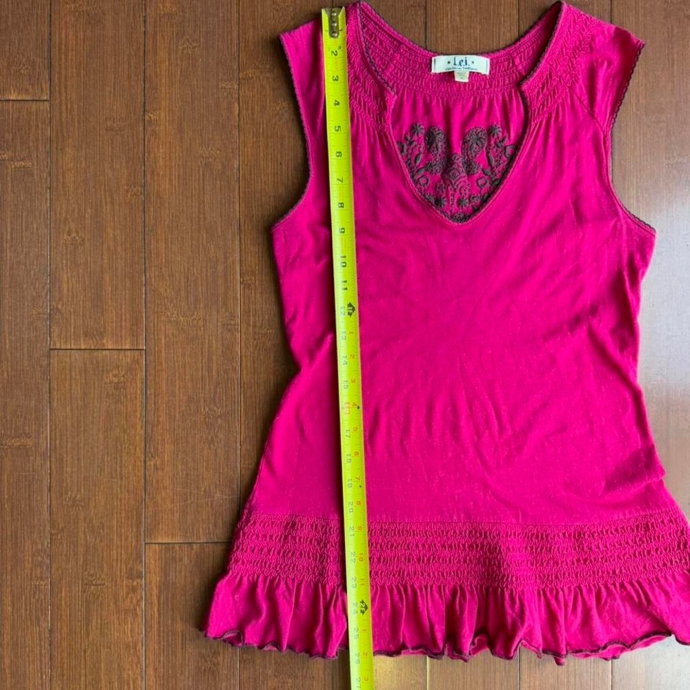 Vintage L.E.I. Fuschia Ruffle Tank - Picture 6 of 6
